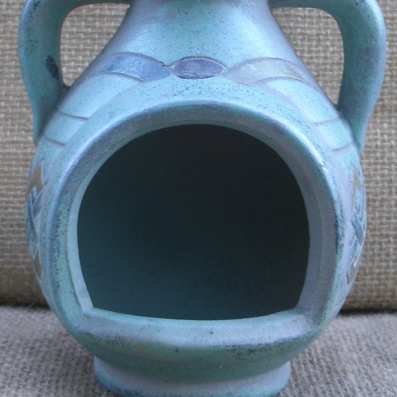 Vintage Celtic Knotwork Pottery Jar Candle Holder - Picture 15 of 16